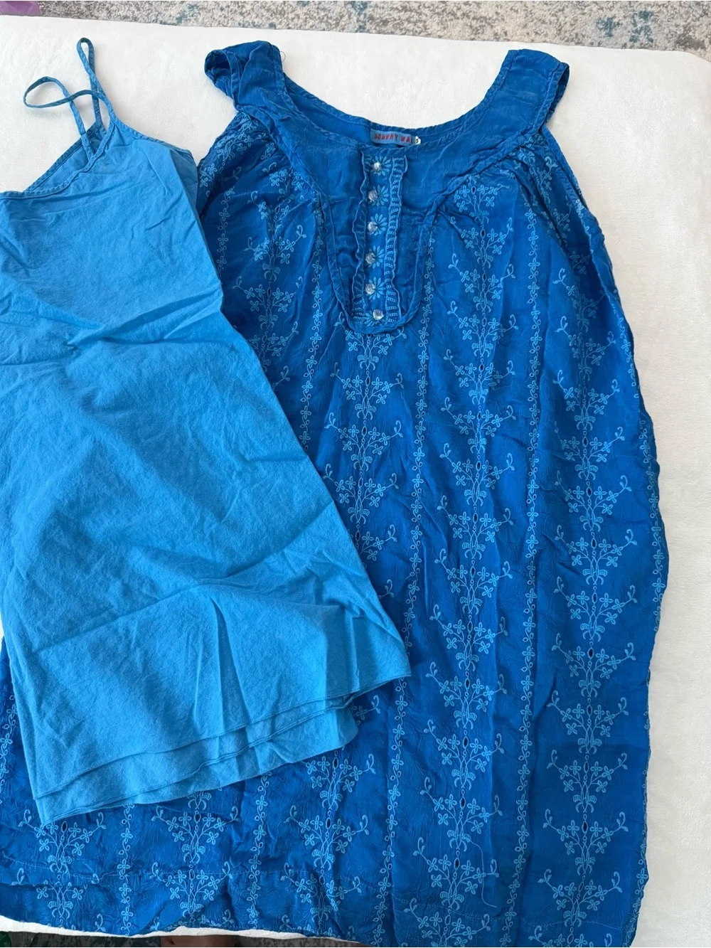 Johnny Was blue sleeveless midi dress paired with blue camisole slip lining M E3